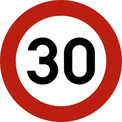 Panneau C43 : Limitation de vitesse : interdiction de circuler à une vitesse supérieure à celle qui est indiquée (30 km/h)