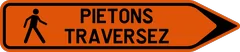 Panneau F41 : Signal de direction : itinéraire de déviation (2 piétons traversez)